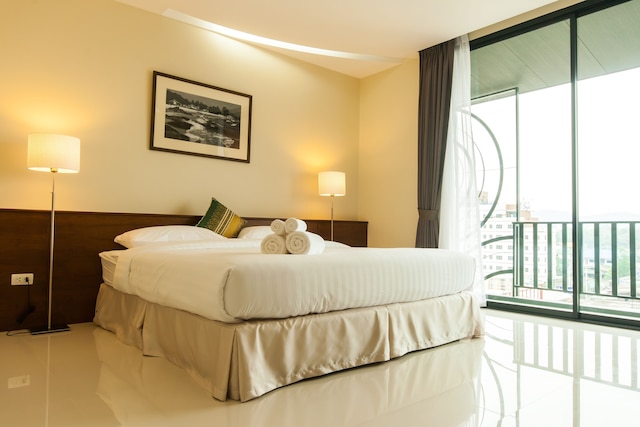 バー ニラス ホテル