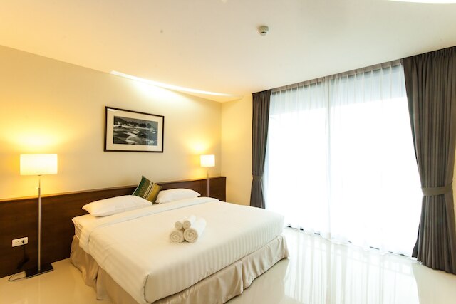 バー ニラス ホテル