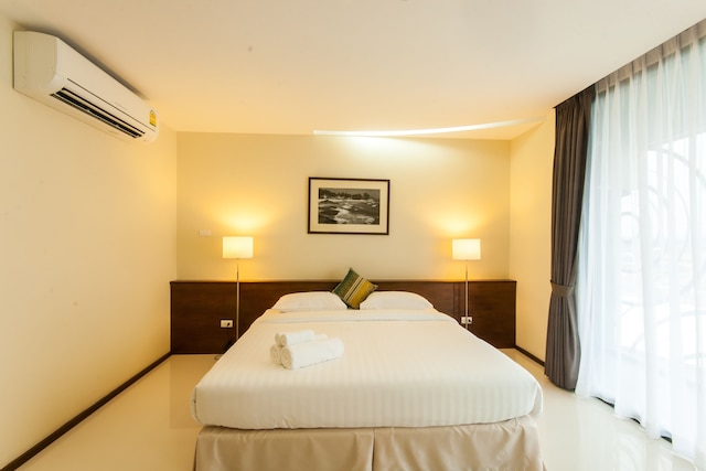 バー ニラス ホテル