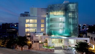 スプリングス ホテル アンド スパ