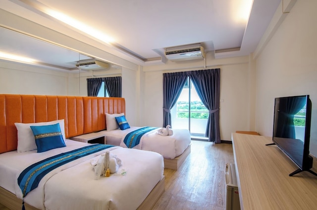 タラ レイク ホテル