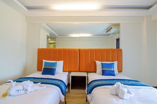 タラ レイク ホテル