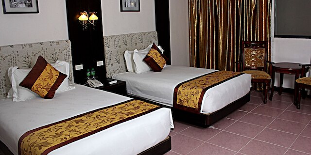 リド ド パリ ホテル