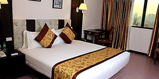 リド ド パリ ホテル