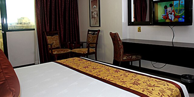 リド ド パリ ホテル