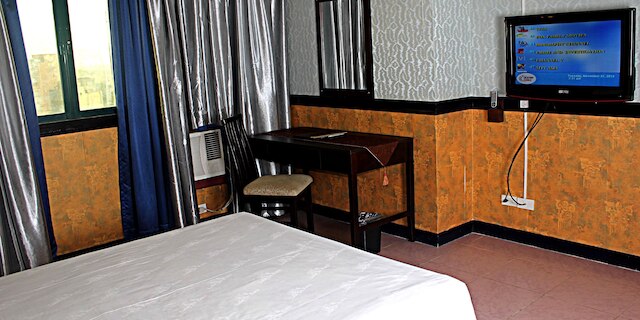 リド ド パリ ホテル