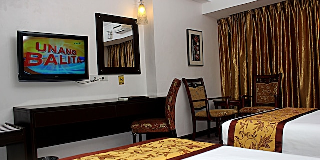 リド ド パリ ホテル