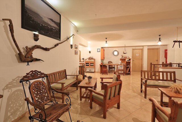 エデン ホテル アパートメンツ