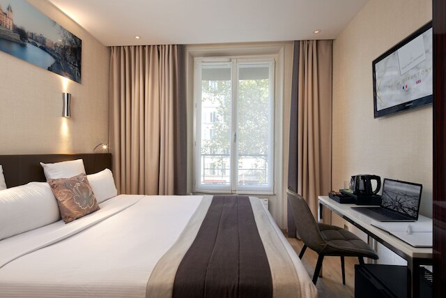 オテル トゥリスム アベニュー