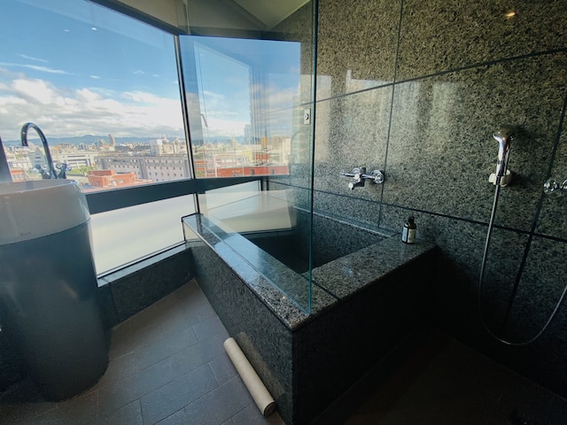 バーガリー ホテル (寶格利時尚旅館)