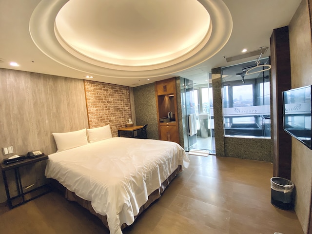 バーガリー ホテル (寶格利時尚旅館)