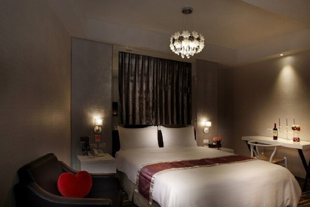 グレース ホテル バンチャオ (新北市百麗旅店)