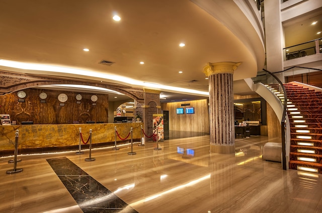 グランド クラリオン ホテル & コンベンション