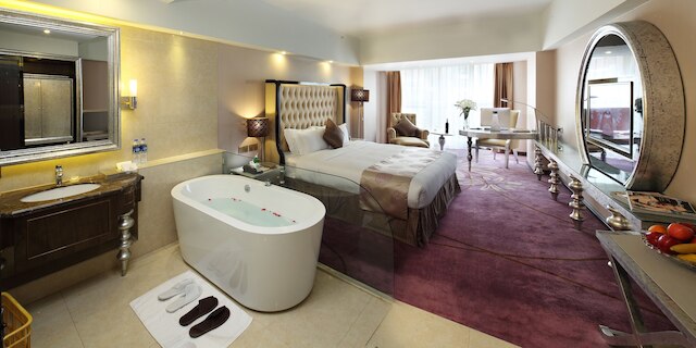 クレイトン ホテル