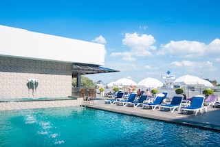 フリッパーハウスホテル