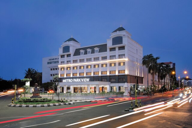 メトロ パーク ビュー ホテル コタ ラマ スマラン