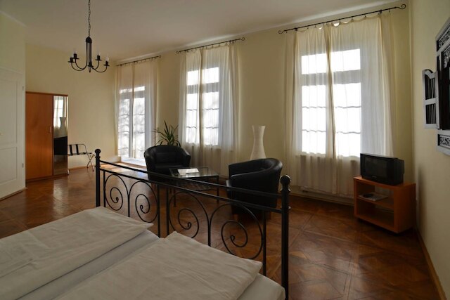 ゲステハウス ヴィラ セラフィヌム