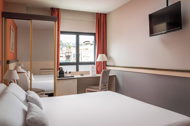 プティ パレス トレンカディス