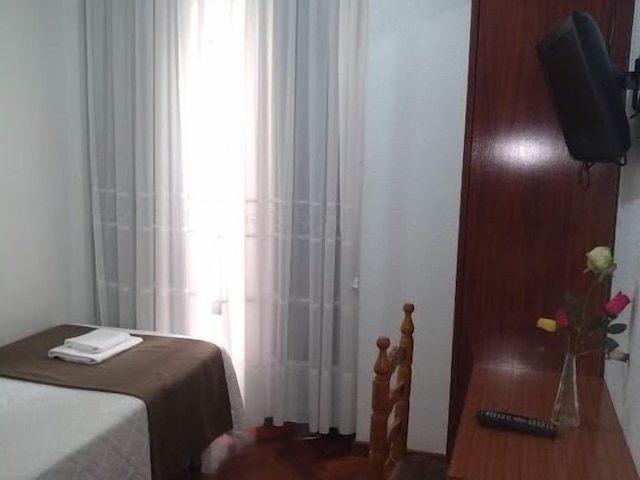 ホスタル エスメラルダ