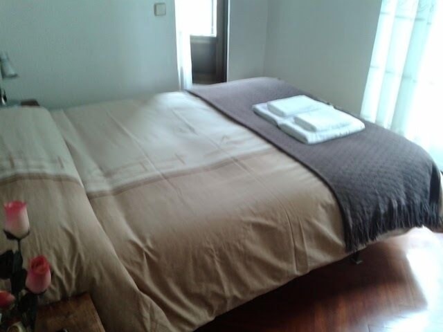 ホスタル エスメラルダ