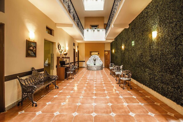 ホテル テンプロ マヨール