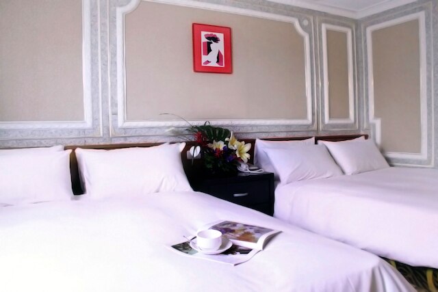 クリスタル ホテル