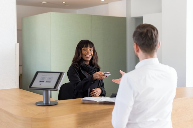 フレッド ゲストハウス ハウプトバンホフ - モバイル チェックイン