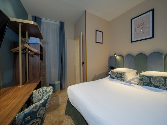 ホテル ボロナリ