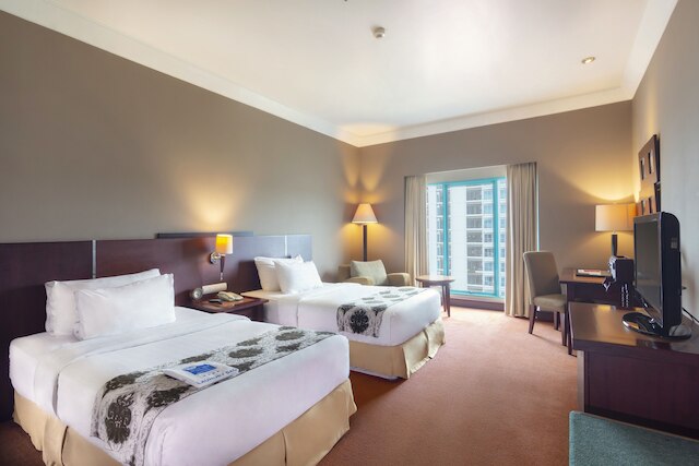 ブルー スカイ ホテル (広州黄花崗藍天酒店)