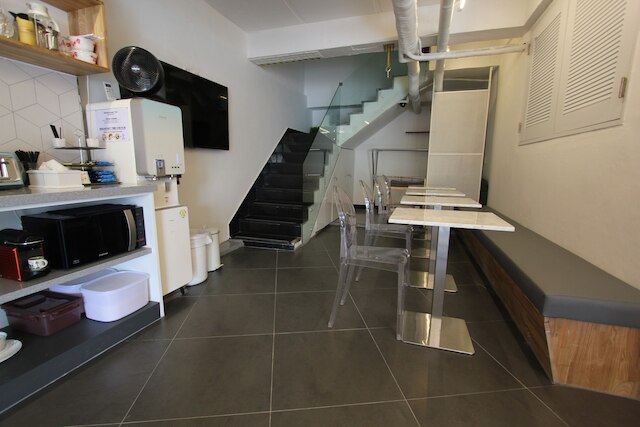 ビー マイ ゲストハウス - ホステル