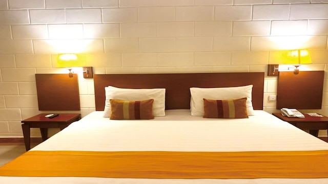 ホテル メガ レスタリ