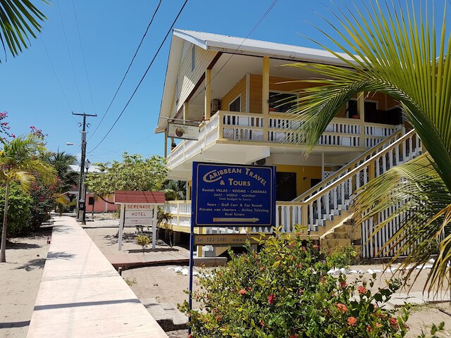 セレナーデ ホテル