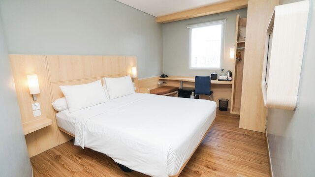 イビス ジャカルタ セネン