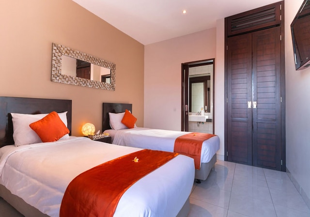 ザ パビリオン クタ