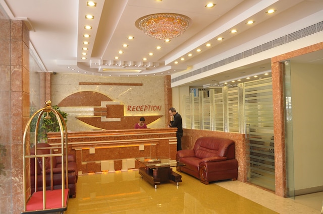 ホテル タージ イン