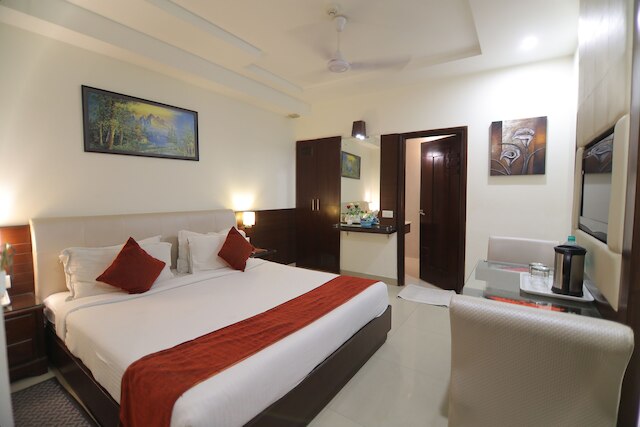 ホテル タージ イン