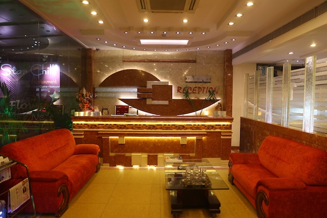 ホテル タージ イン