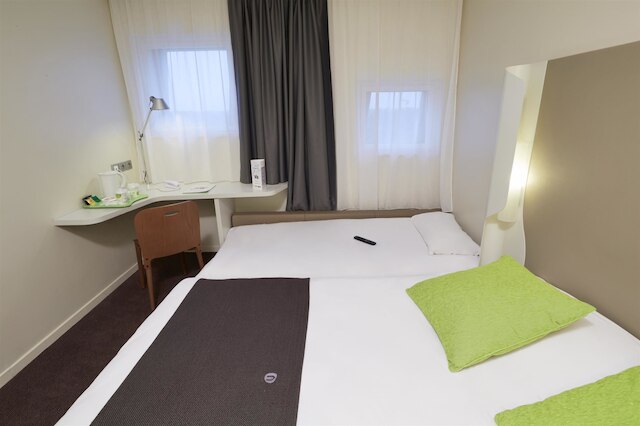 カンパニール ホテル リール ユラリール