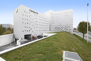 カンパニール ホテル リール ユラリール