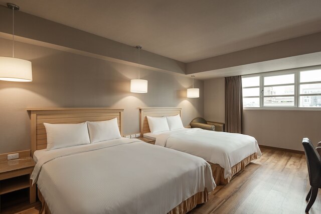 カインドネス ホテル リーオウヘ ナイト マーケット 七賢 (康橋商旅六合夜市七賢館)