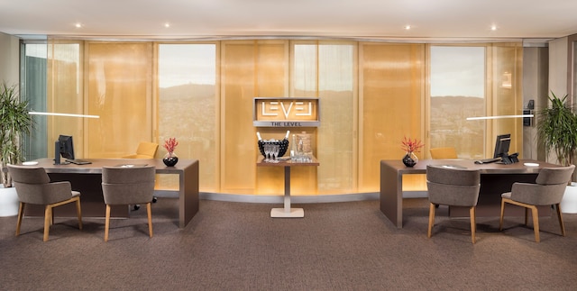 ザ レベル アット メリア バルセロナ スカイ