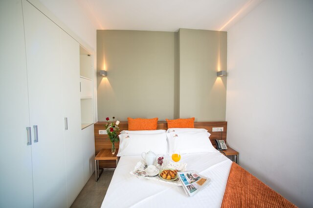 オナ リビング バルセロナ