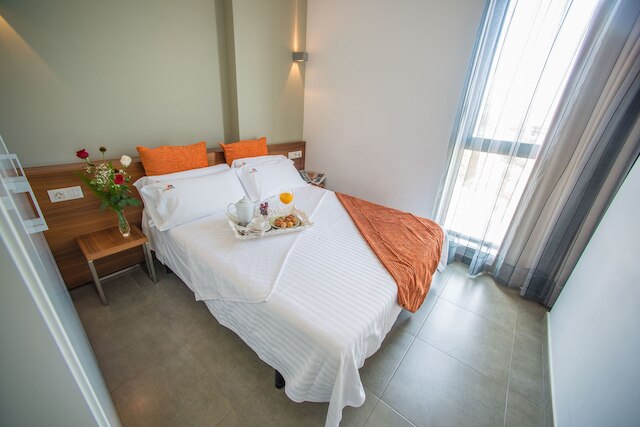 オナ リビング バルセロナ