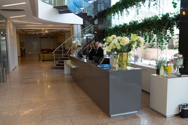 ベンジャミン ヘルツリーヤ ビジネス ホテル