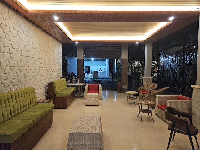 プトリ アユ コテージズ