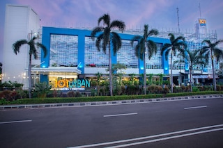 1O1 アーバン ジャカルタ ケラパ ガディン