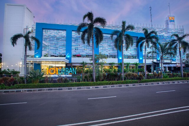 1O1 アーバン ジャカルタ ケラパ ガディン