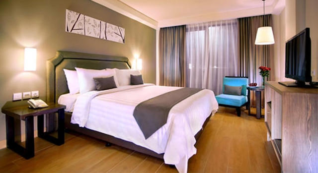 ハーパー クタ バイ アストン