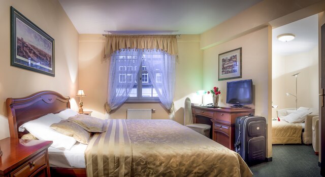 ホテル イン ヤナ パウラ II