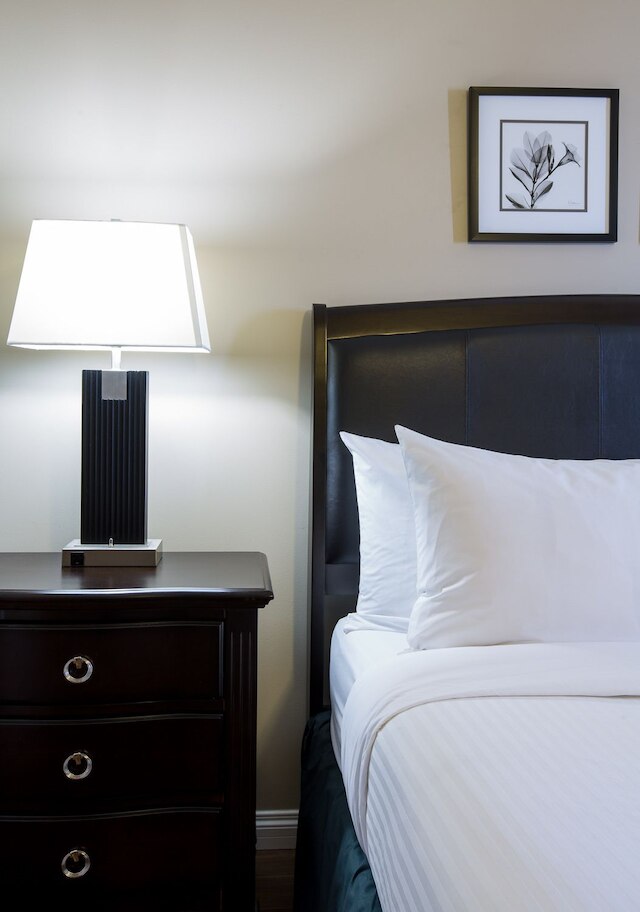 キャピタル スイーツ イエローナイフ